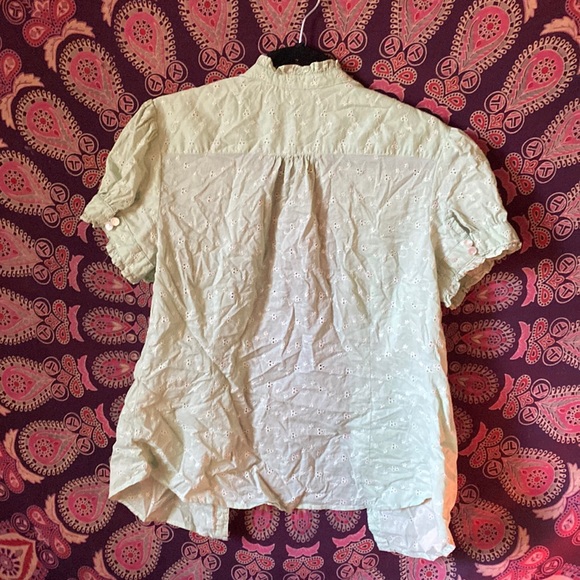 comfy and pretty spring top that fits all sizes XL and under! - Picture 2 of 4